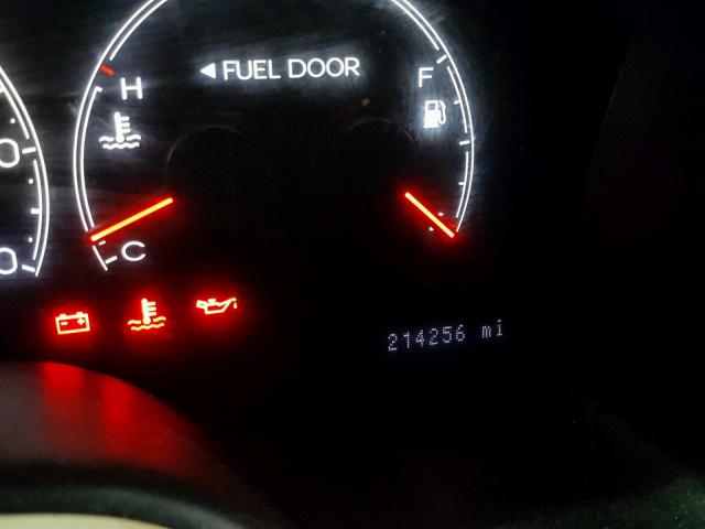 5LMFU28525LJ20729 - 2005 LINCOLN NAVIGATOR WHITE photo 8