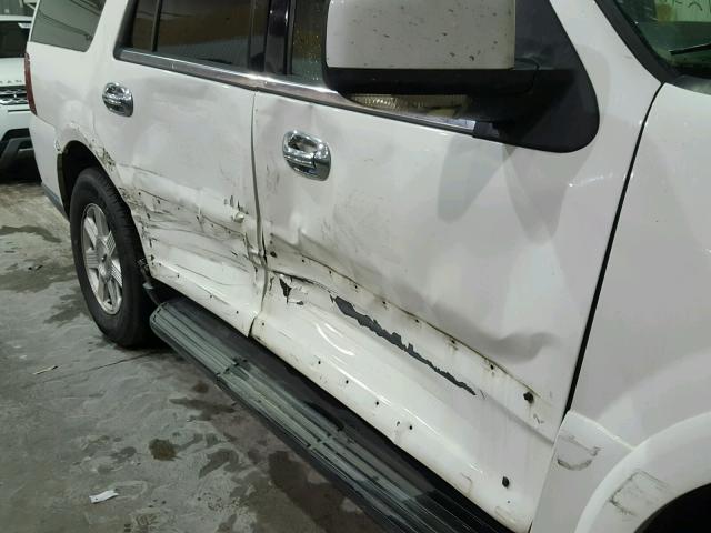 5LMFU28525LJ20729 - 2005 LINCOLN NAVIGATOR WHITE photo 9