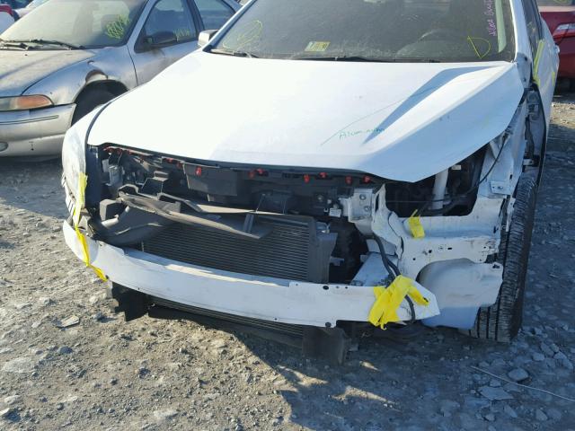 1G11B5SL1EF136735 - 2014 CHEVROLET MALIBU LS WHITE photo 9
