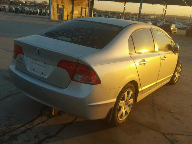 1HGFA16528L066707 - 2008 HONDA CIVIC LX SILVER photo 4