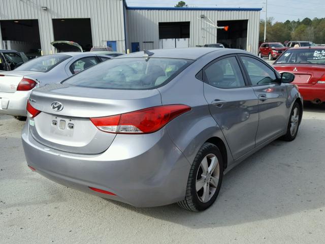 KMHDH4AE6DU719551 - 2013 HYUNDAI ELANTRA GL GRAY photo 4