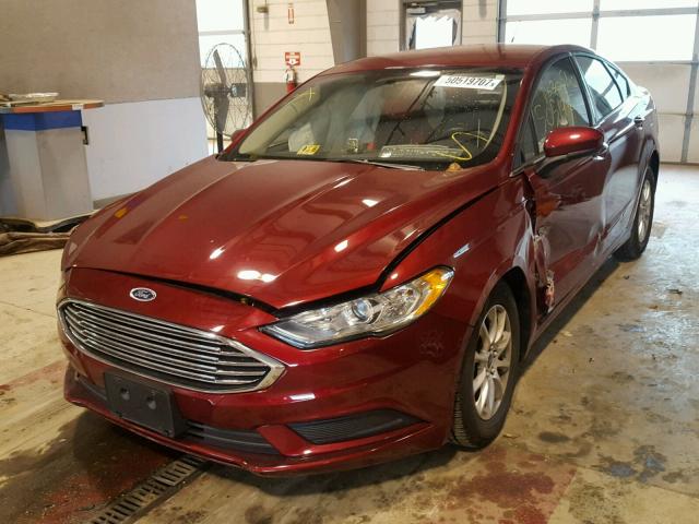 3FA6P0G72HR184951 - 2017 FORD FUSION S RED photo 2