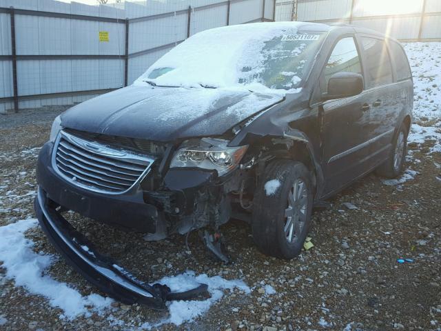 2C4RC1BG1DR779337 - 2013 CHRYSLER TOWN & COU BLACK photo 2