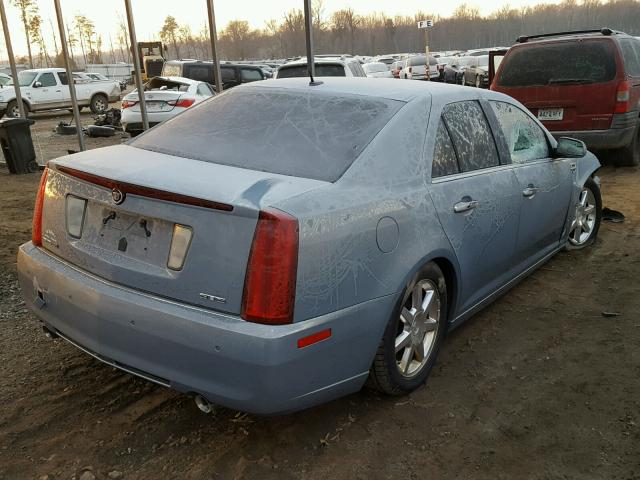 1G6DW67V880100074 - 2008 CADILLAC STS BLUE photo 4