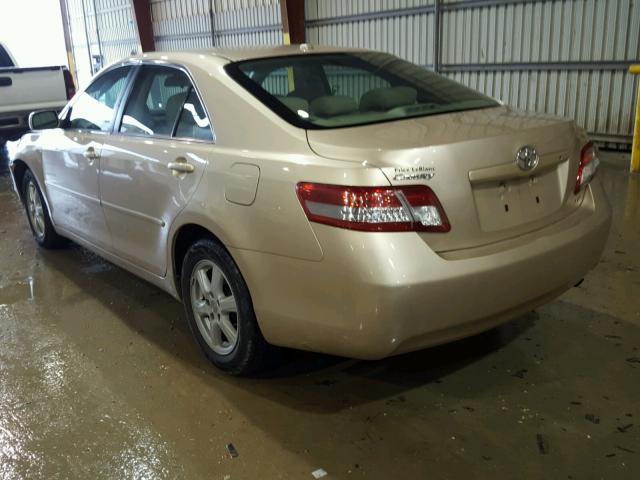 4T4BF3EK2AR012486 - 2010 TOYOTA CAMRY BASE GOLD photo 3