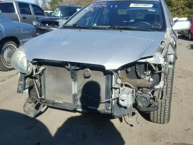 2T1BY30E55C509075 - 2005 TOYOTA COROLLA XR SILVER photo 9