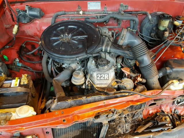 JT4RN50R0E0031857 - 1984 TOYOTA PICKUP 1/2 RED photo 7