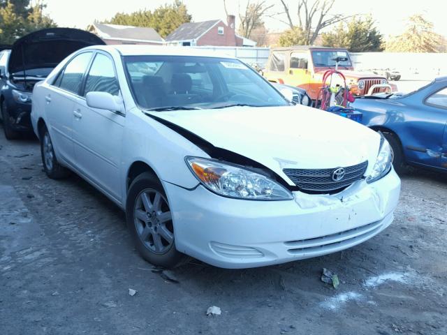 4T1BE32K14U338138 - 2004 TOYOTA CAMRY LE WHITE photo 1