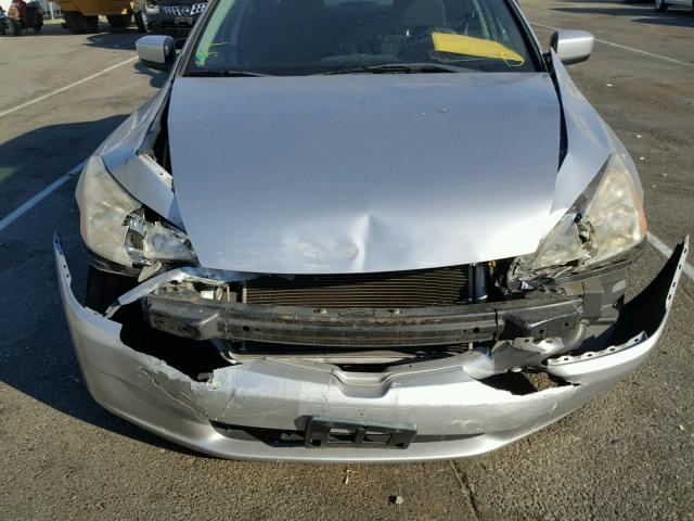 JHMCM56455C006051 - 2005 HONDA ACCORD LX SILVER photo 9