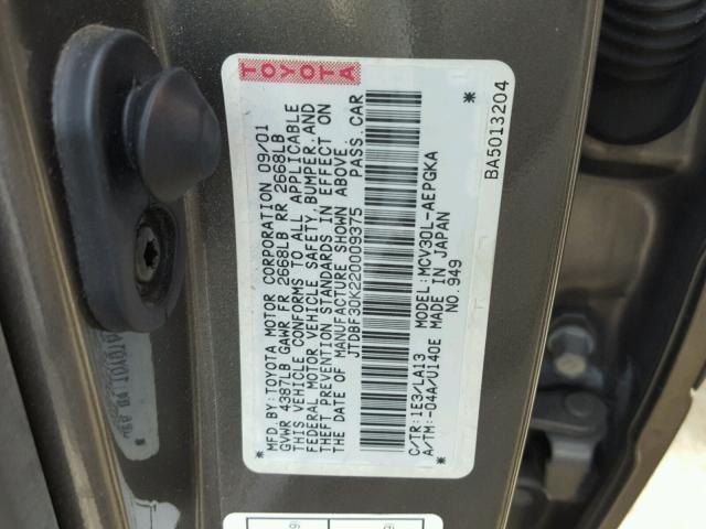 JTDBF30K220009375 - 2002 TOYOTA CAMRY LE ნაცრისფერი ფოტო 10