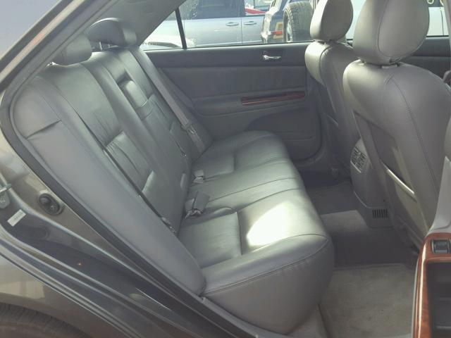 JTDBF30K220009375 - 2002 TOYOTA CAMRY LE ნაცრისფერი ფოტო 6