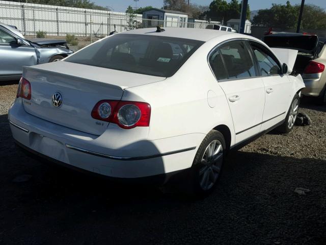 WVWJM7AN8AE109760 - 2010 VOLKSWAGEN PASSAT KOM WHITE photo 4