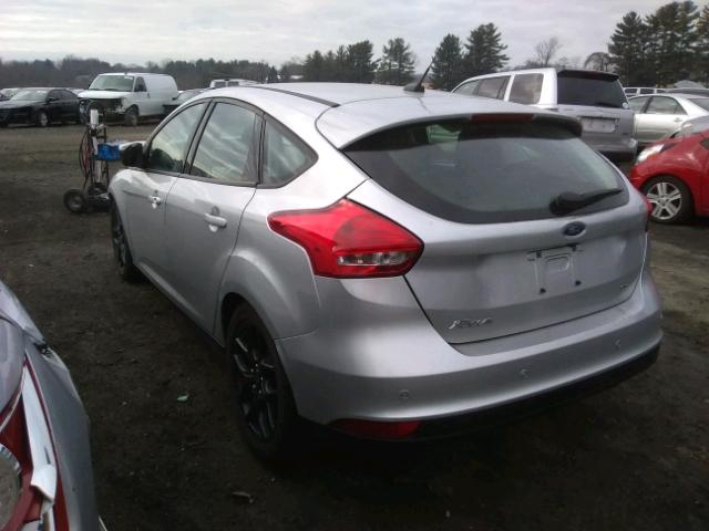 1FADP3K2XGL333009 - 2016 FORD FOCUS SE SILVER photo 3