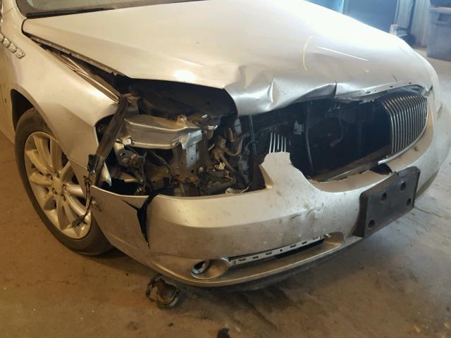 1G4HE57YX8U130008 - 2008 BUICK LUCERNE CX SILVER photo 9