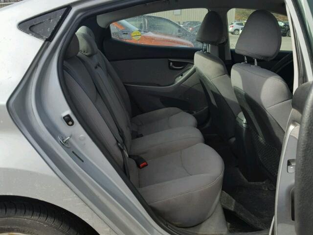 5NPDH4AE6CH063428 - 2012 HYUNDAI ELANTRA GL SILVER photo 6