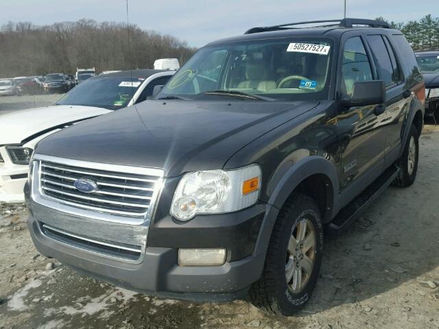 1FMEU73E56UA14726 - 2006 FORD EXPLORER X GRAY photo 2