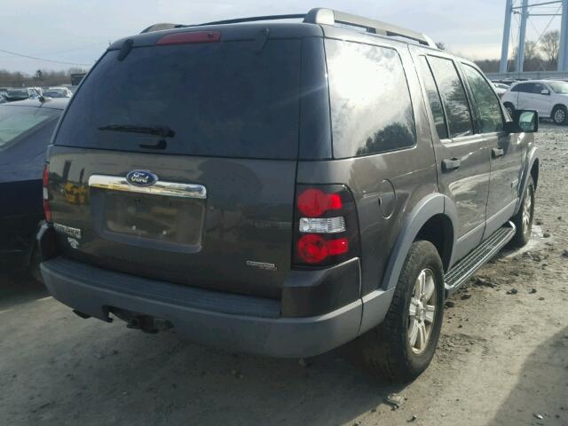 1FMEU73E56UA14726 - 2006 FORD EXPLORER X GRAY photo 4