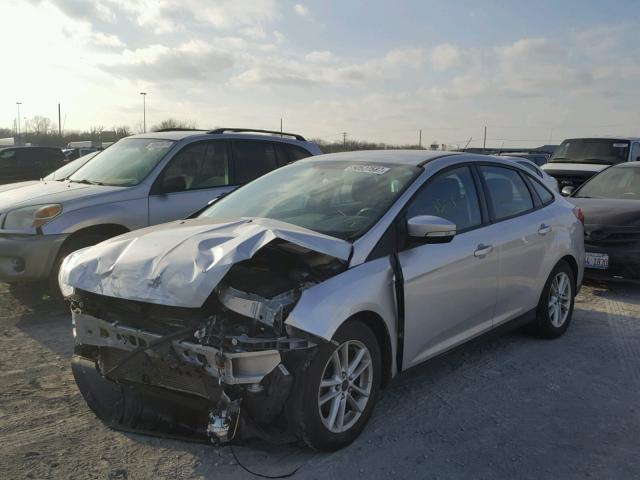 1FADP3F22FL270819 - 2015 FORD FOCUS SE SILVER photo 2