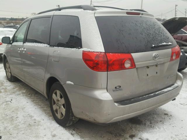 5TDZA23C76S573828 - 2006 TOYOTA SIENNA CE SILVER photo 3