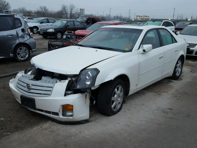 1G6DP577670185536 - 2007 CADILLAC CTS HI FEA WHITE photo 2