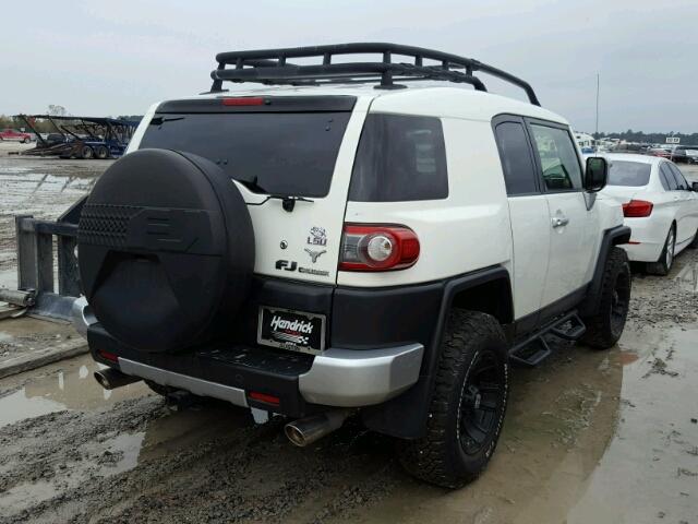 JTEBU4BF5CK138904 - 2012 TOYOTA FJ CRUISER WHITE photo 4