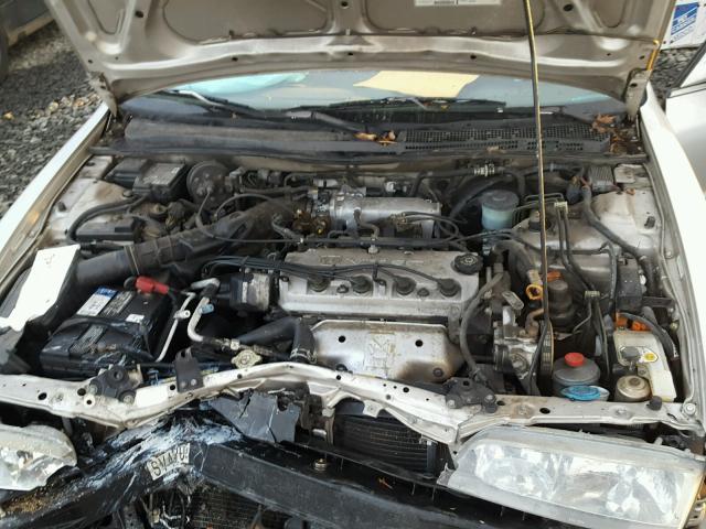 1HGCD5659TA006607 - 1996 HONDA ACCORD EX GOLD photo 7