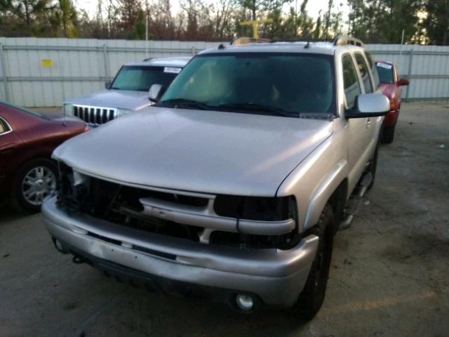 1GNEK13Z44R130369 - 2004 CHEVROLET TAHOE K150 SILVER photo 2