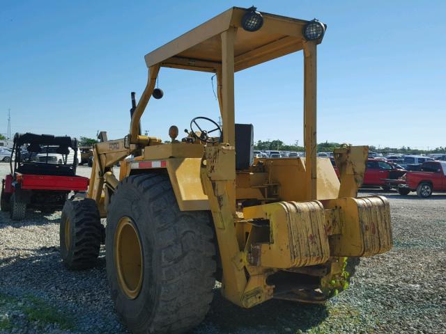 J1040A1231 - 2000 FORD 755 YELLOW photo 3