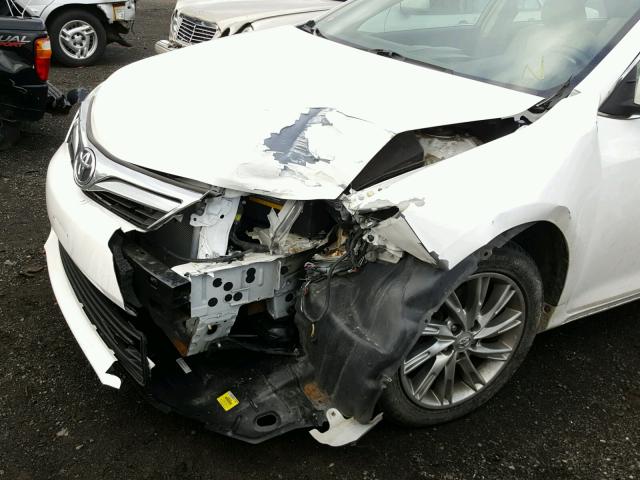 4T1BF1FK1CU599201 - 2012 TOYOTA CAMRY BASE WHITE photo 9