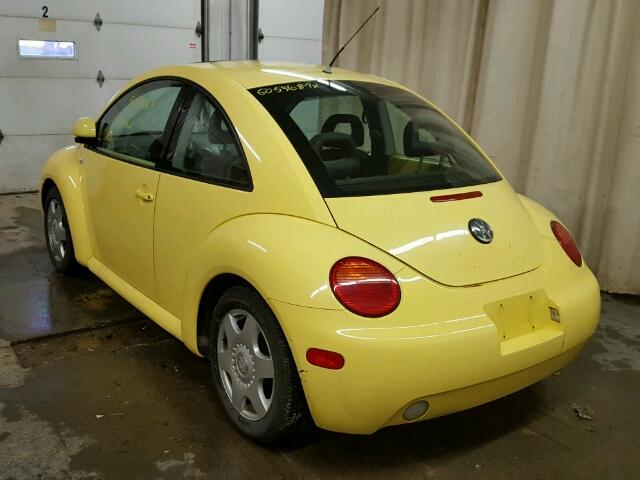 3VWCA21C8XM461790 - 1999 VOLKSWAGEN NEW BEETLE YELLOW photo 3