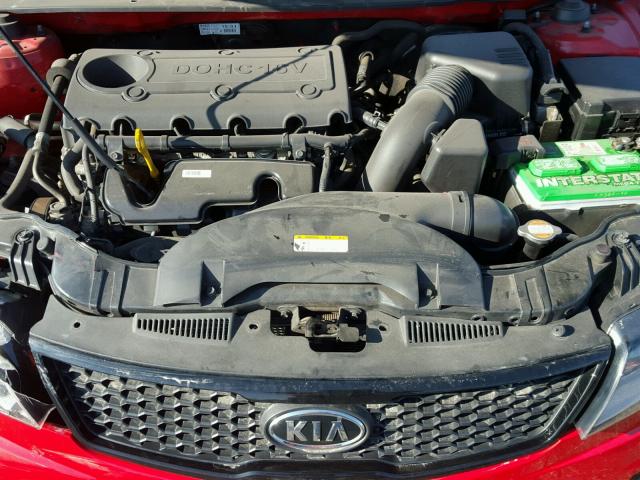 KNAFW6A35A5206257 - 2010 KIA FORTE SX RED photo 7