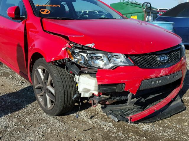 KNAFW6A35A5206257 - 2010 KIA FORTE SX RED photo 9