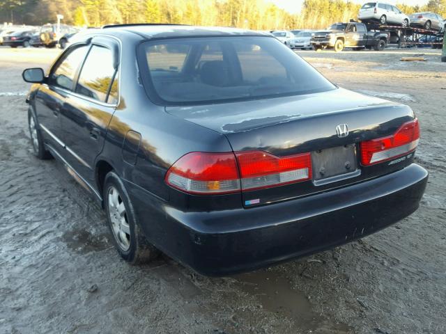 1HGCG668X2A161091 - 2002 HONDA ACCORD EX BLACK photo 3