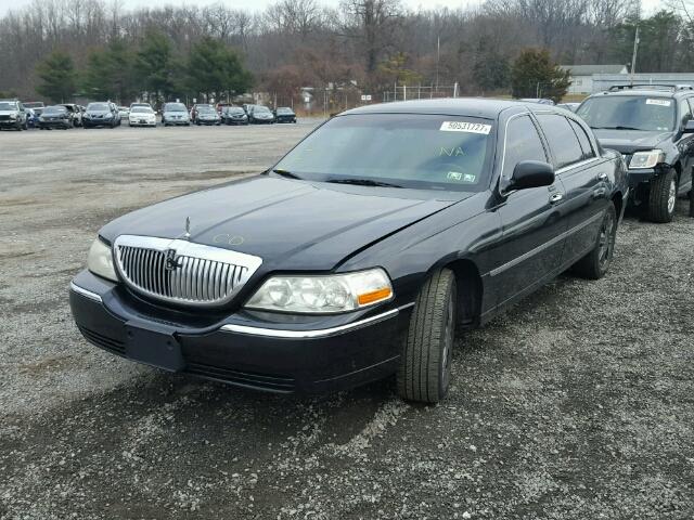 1LNHM84W77Y613311 - 2007 LINCOLN TOWN CAR E BLACK photo 2