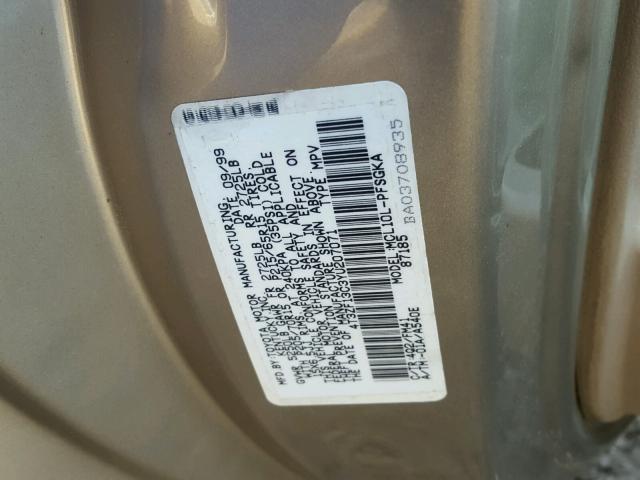 4T3ZF13C3YU207071 - 2000 TOYOTA SIENNA LE GOLD photo 10