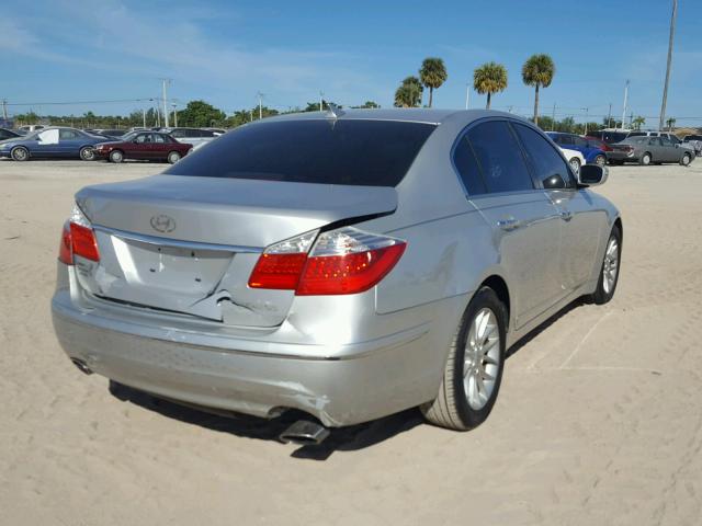 KMHGC4DEXBU135299 - 2011 HYUNDAI GENESIS 3. GRAY photo 4