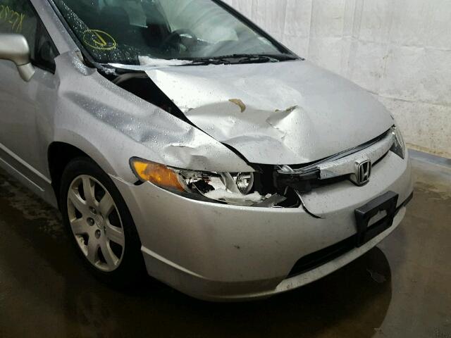 2HGFA16568H319444 - 2008 HONDA CIVIC LX SILVER photo 9