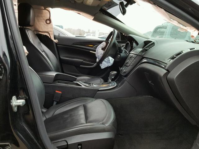 2G4GR5EK1C9158980 - 2012 BUICK REGAL BLACK photo 5