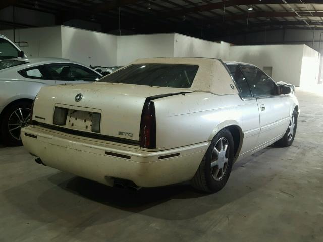 1G6ET1291XU615337 - 1999 CADILLAC ELDORADO T WHITE photo 4