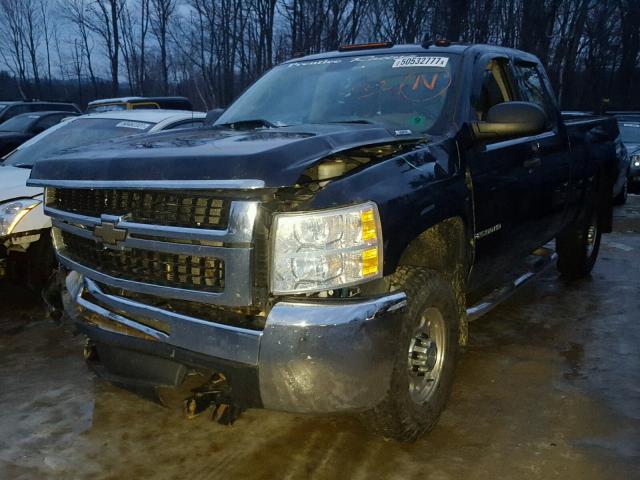 1GCHK29KX8E106256 - 2008 CHEVROLET SILVERADO BLUE photo 2