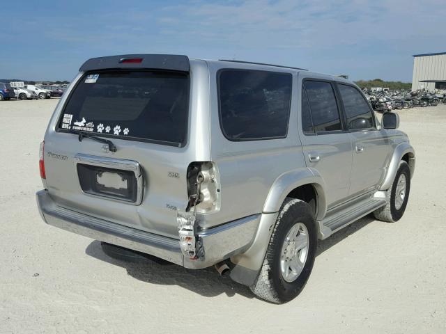 JT3GN86R220237522 - 2002 TOYOTA 4RUNNER SR SILVER photo 4