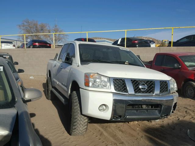 1N6BA07B95N562368 - 2005 NISSAN TITAN XE WHITE photo 1