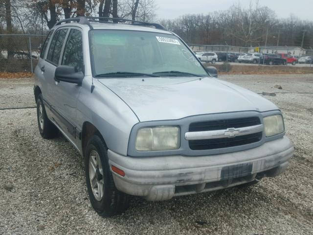 2CNBJ13C226923815 - 2002 CHEVROLET TRACKER SILVER photo 1