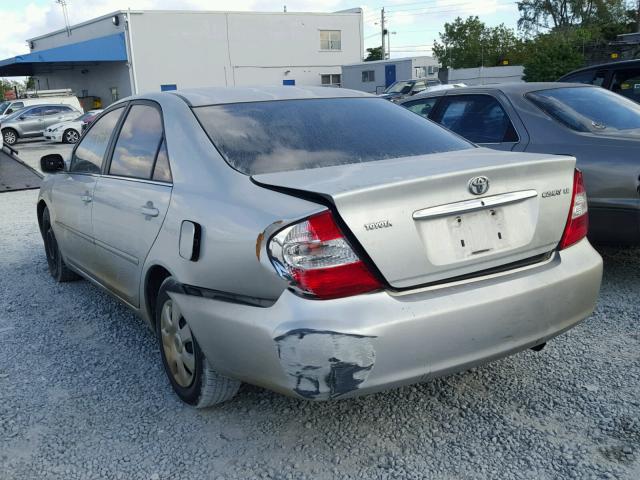 4T1BE32K92U604194 - 2002 TOYOTA CAMRY LE BEIGE photo 3