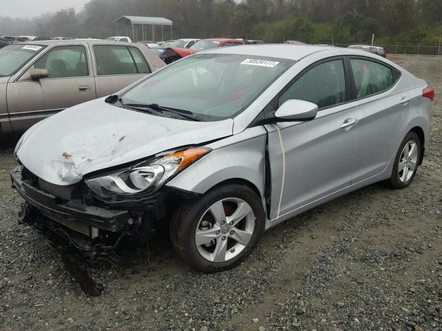 5NPDH4AEXDH311486 - 2013 HYUNDAI ELANTRA GL SILVER photo 2