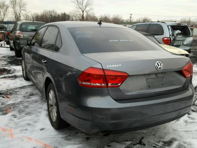 1VWAH7A33CC108319 - 2012 VOLKSWAGEN PASSAT S GRAY photo 3