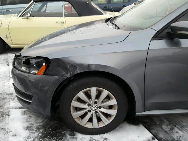 1VWAH7A33CC108319 - 2012 VOLKSWAGEN PASSAT S رمادي صورة 9