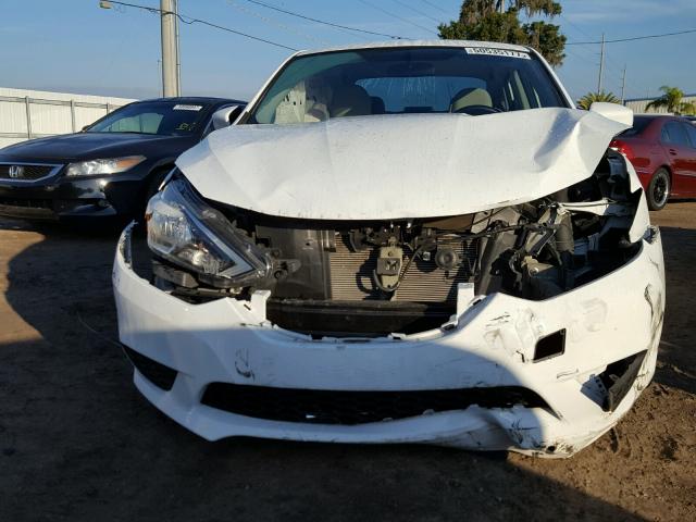 3N1AB7AP2GY325464 - 2016 NISSAN SENTRA S WHITE photo 9