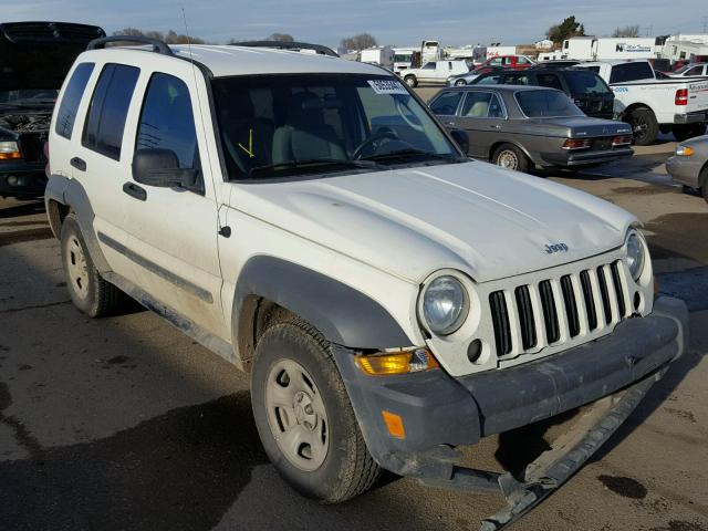 1J4GL48K15W541091 - 2005 JEEP LIBERTY SP WHITE photo 1