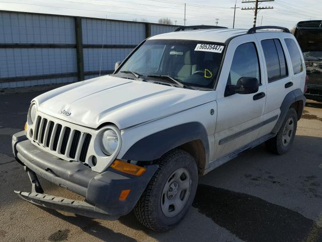 1J4GL48K15W541091 - 2005 JEEP LIBERTY SP WHITE photo 2